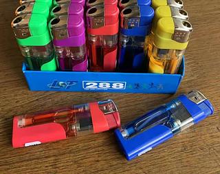 YESQUERO CON LUZ BT1000PZ